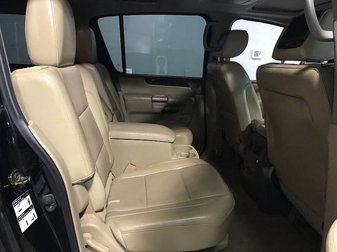Used 2013 Nissan Armada Platinum image 18