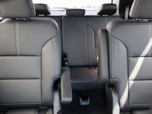 New 2025 GMC Acadia Elevation w/ Elevation Premium Package image 10