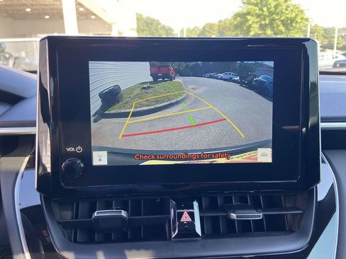 Used 2025 Toyota Corolla Cross AWD Hybrid w/ Convenience Package image 24