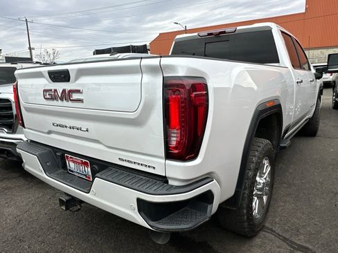 Used 2021 GMC Sierra 3500 Denali w/ Denali Ultimate Package image 2