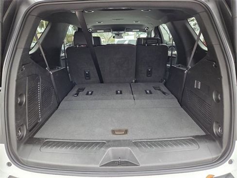 Certified 2025 Chevrolet Tahoe LT image 22