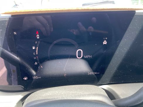 Used 2024 Buick Encore GX Sport Touring FWD image 6
