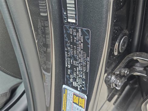 New 2025 Kia K4 LXS image 37