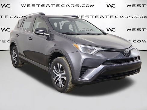 Used 2017 Toyota RAV4 LE image 37