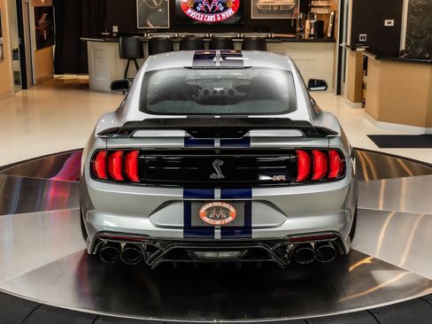 Used 2020 Ford Mustang Shelby GT500 w/ Technology Package RWD image 15
