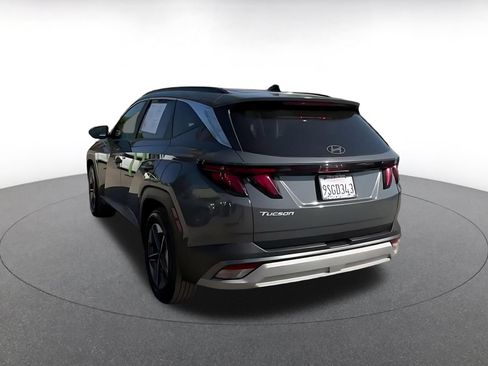 Used 2025 Hyundai Tucson SEL FWD image 11
