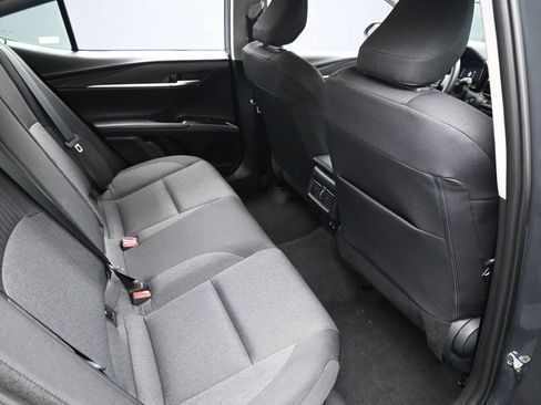 Used 2026 Toyota Camry LE FWD image 38