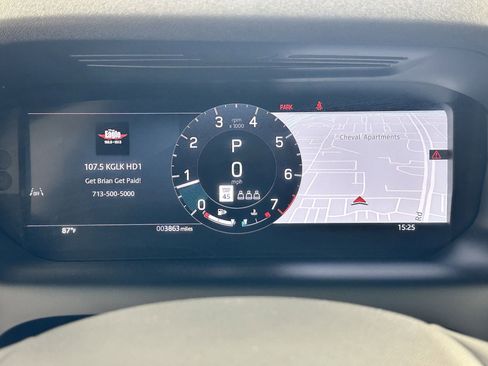 Certified 2025 Land Rover Discovery Sport S image 16