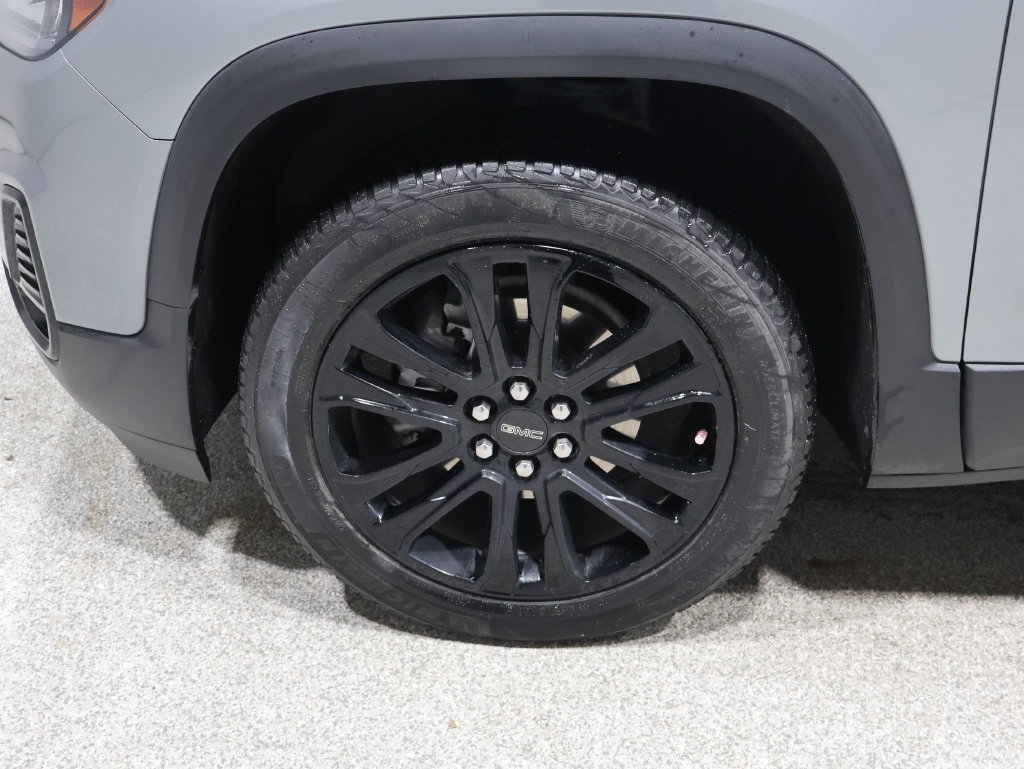 Used 2023 GMC Acadia SLT w/ Elevation Edition AWD/4WD image 9