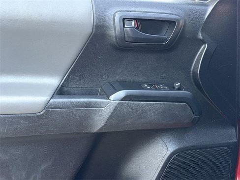 Used 2022 Toyota Tacoma SR w/ SX Package image 21