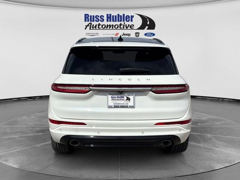 Used 2023 Lincoln Corsair Reserve w/ Equipment Group 202A FWD image 4