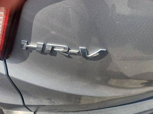 Used 2017 Honda HR-V EX image 18