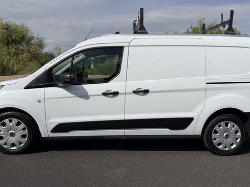 Used 2022 Ford Transit Connect XL image 2