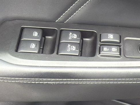 Used 2018 Subaru Outback 2.5i Limited AWD/4WD image 21