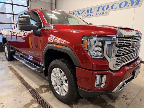 Used 2023 GMC Sierra 3500 Denali image 2
