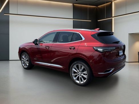 Used 2023 Buick Envision Avenir FWD image 3