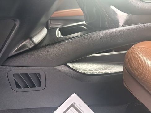 Used 2021 Lincoln Nautilus Reserve w/ Equipment Group 201A image 25