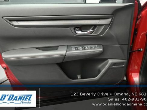 Used 2025 Honda CR-V Sport image 23