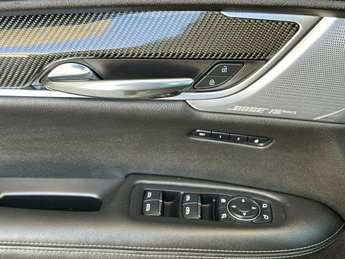 Used 2021 Cadillac XT6 Sport AWD/4WD image 13