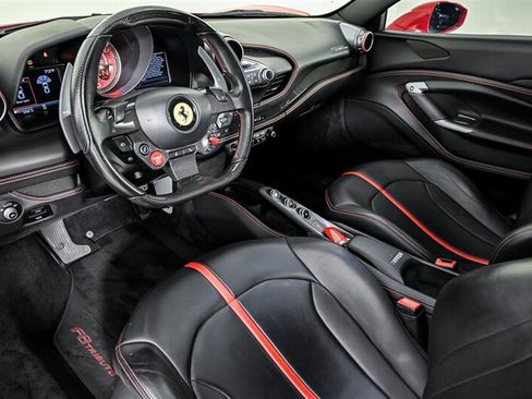 Used 2022 Ferrari F8 Tributo RWD image 21
