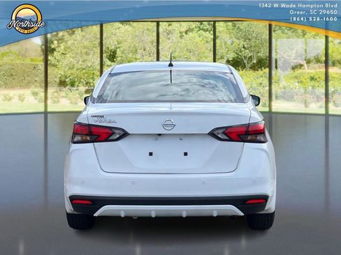 Used 2021 Nissan Versa S FWD image 13