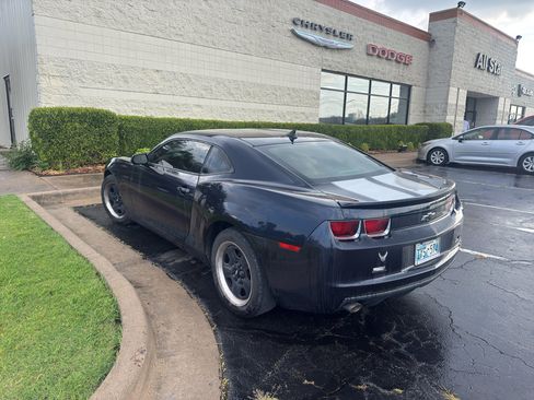 Used 2013 Chevrolet Camaro LS w/ Silver Rally Stripe Package RWD image 3