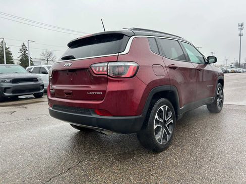 Certified 2022 Jeep Compass Limited image 17