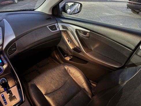 Used 2013 Hyundai Elantra Limited w/ Technology Pkg FWD image 28