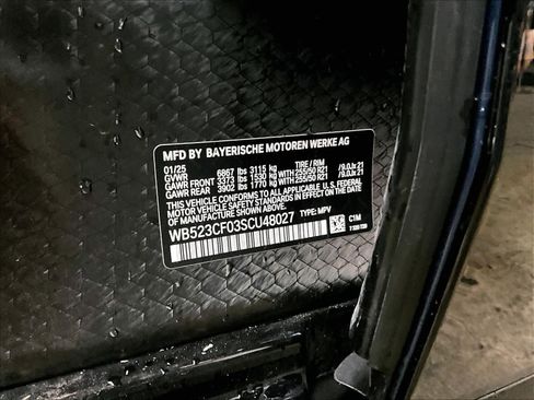 Used 2025 BMW iX xDrive50 image 33