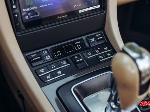 Used 2013 Porsche 911 Carrera S image 14