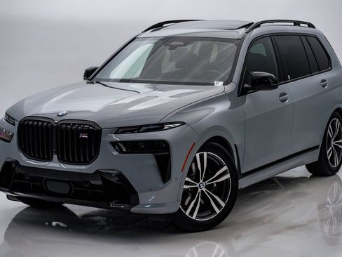 Used 2024 BMW X7 M60i w/ Executive Package AWD/4WD image 3