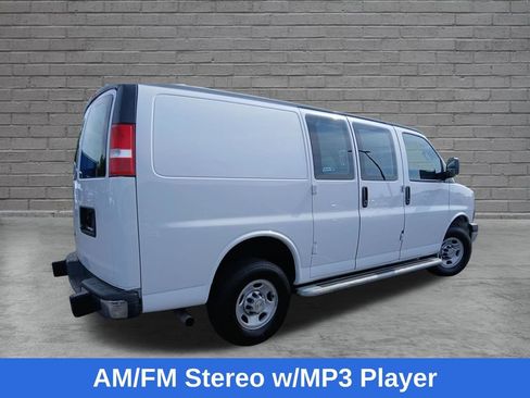 Used 2024 Chevrolet Express 2500 w/ Driver Convenience Package RWD image 6