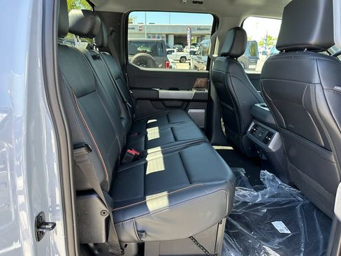 New 2026 Ford F250 Lariat w/ Black Appearance Package AWD/4WD image 19