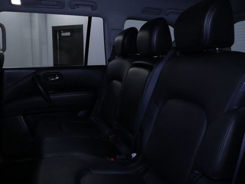 Used 2022 Nissan Armada SV AWD/4WD image 13