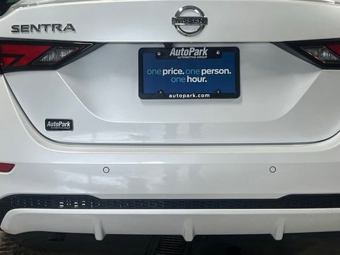 Used 2020 Nissan Sentra SV image 11