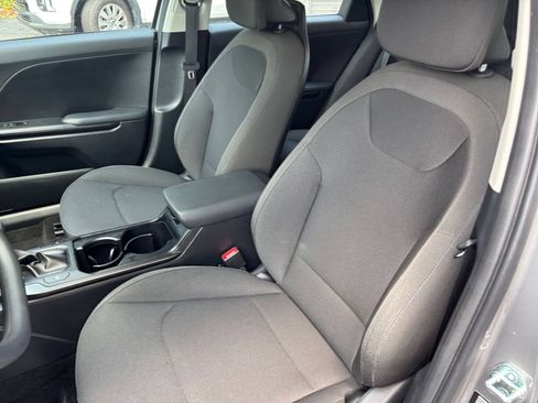 Used 2026 Kia K4 FWD image 32