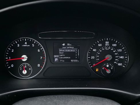 Used 2020 Kia Sorento LX w/ LX I4 Convenience Package FWD image 27