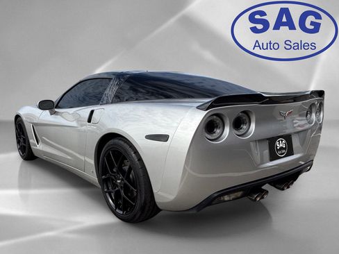 Used 2008 Chevrolet Corvette Coupe w/ Preferred Equipment Group RWD image 4