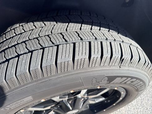 Used 2012 RAM 1500 Big Horn image 17