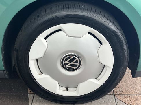 New 2025 Volkswagen ID. Buzz 1st Edition RWD image 33