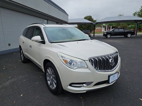 Used 2015 Buick Enclave Leather FWD image 6