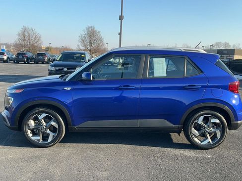 Certified 2023 Hyundai Venue SEL image 10