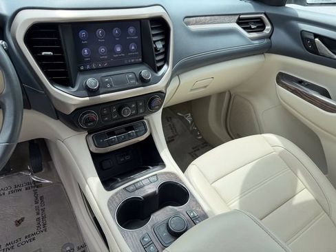 Used 2020 GMC Acadia Denali FWD image 17