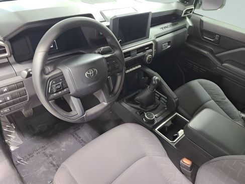 Used 2024 Toyota Tacoma SR w/ SR Upgrade Package AWD/4WD image 20