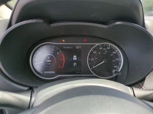 New 2025 Nissan Versa SR w/ Trunk Package image 14