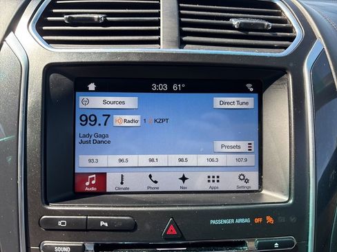 Used 2017 Ford Explorer Limited image 66