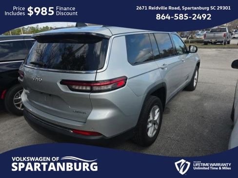 Used 2023 Jeep Grand Cherokee L Laredo image 11