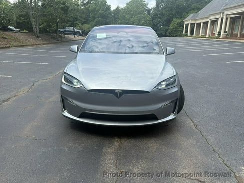 Used 2024 Tesla Model X AWD/4WD image 3