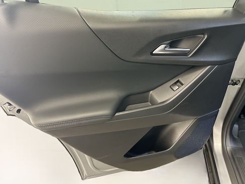 Used 2025 Chevrolet Equinox LT AWD/4WD image 27