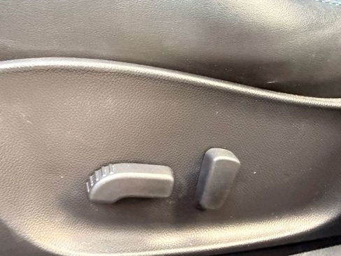 Used 2013 INFINITI G37 Journey w/ Premium Pkg RWD image 14